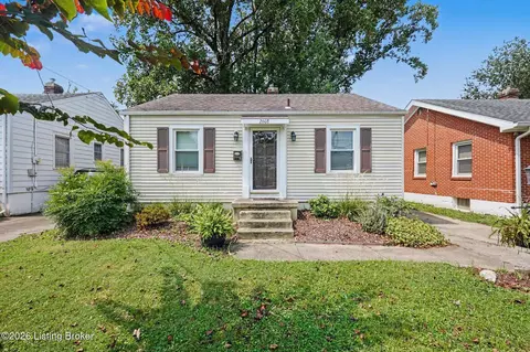2608 Colin Ave, Louisville, KY 40217