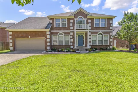 9915 White Blossom Blvd, Louisville, KY 40241