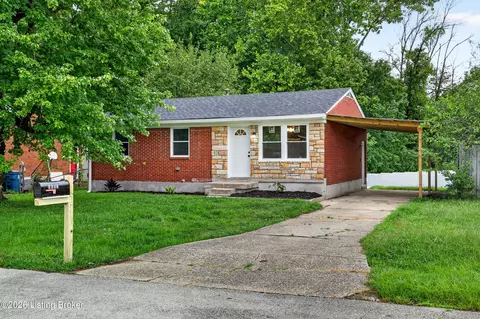 9602 Pembury Ct, Louisville, KY 40272