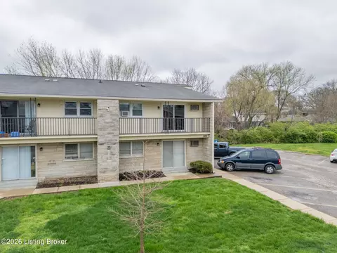 3510 Paragon Ct #10, Louisville, KY 40218