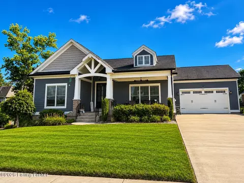 147 Williamsburg Ct, Mount Washington, KY 40047