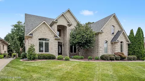 8803 Summit Ridge Dr, Louisville, KY 40241