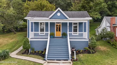 857 Leestown Ln, Frankfort, KY 40601