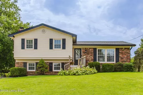4504 Freda Way, Louisville, KY 40272