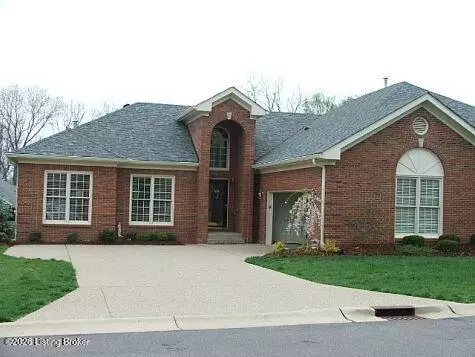 10021 Forest Village Ln # LN-9, Louisville, KY 40223