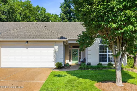 14014 Waters Edge Dr #14014, Louisville, KY 40245