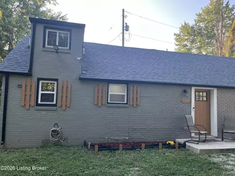 2724 Triplett Ct, Louisville, KY 40216