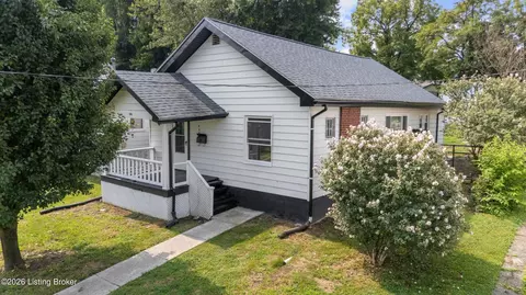 606 College St, Winchester, KY 40391