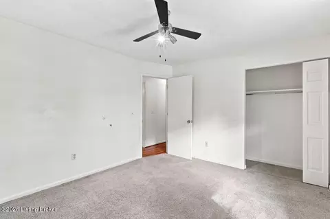 Bedroom - 906 Mary Ct, Radcliff, KY 40160 photo 4 of 10