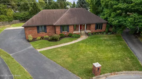 9214 Reigate Ct, Louisville, KY 40222