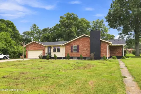 8301 Siesta Way, Louisville, KY 40219
