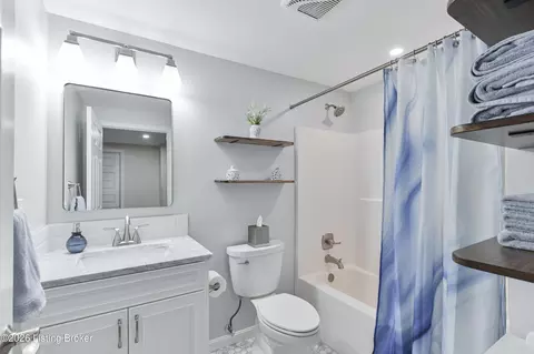 Bath - 236 Silverview Rd, Smithfield, KY 40068 photo 7 of 7