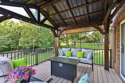 Exterior - 236 Silverview Rd, Smithfield, KY 40068 photo 7 of 19