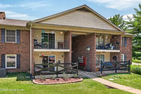 8007 Montero Dr # F6, Prospect, KY 40059