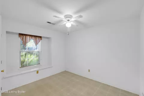 Bedroom - 185 Beechtree Ln, Mount Washington, KY 40047 photo 1 of 4
