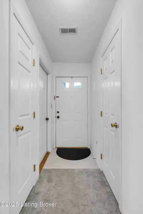 Entry Way - 185 Beechtree Ln, Mount Washington, KY 40047 photo 1 of 2