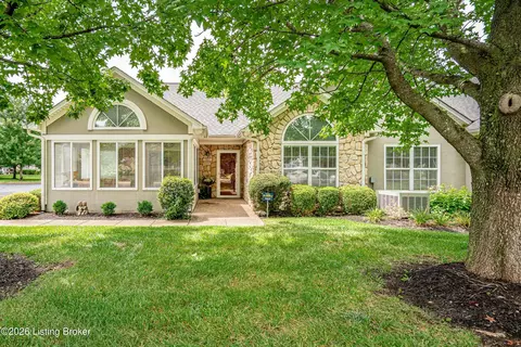 301 Kilderry Way, Louisville, KY 40245