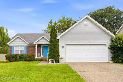 7711 Bridlewood Pl, Louisville, KY 40228
