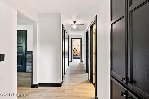 Entry Way - 4525 Scottsville Rd, Floyds Knobs, IN 47119 photo 5 of 6