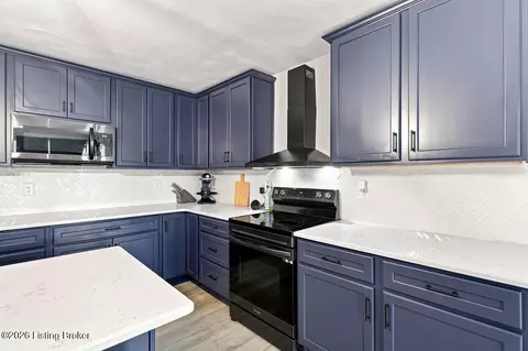 Kitchen - 4525 Scottsville Rd, Floyds Knobs, IN 47119 photo 1 of 5