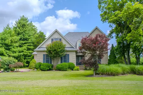 3707 High Crest Ct, Crestwood, KY 40014