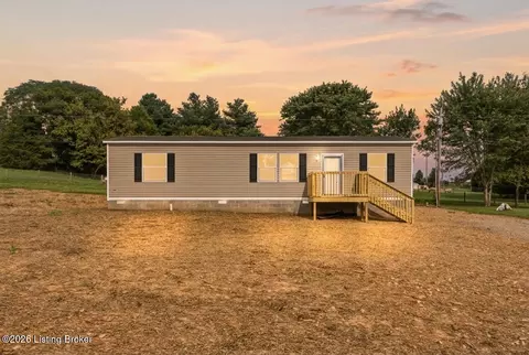 2487 Fallen Timber Rd, Campbellsville, KY 42718