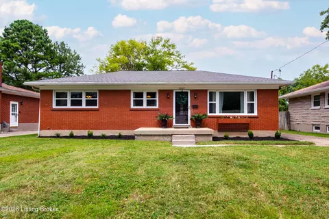 2009 Lynn Lea Rd, Louisville, KY 40216
