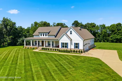 820 S Stallard Dr, Shelbyville, KY 40065