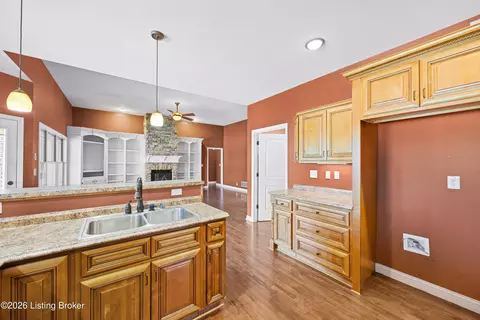Other - 596 Meadowcrest Dr, Mount Washington, KY 40047 photo 3 of 20
