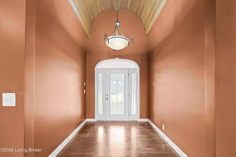 Entry Way - 596 Meadowcrest Dr, Mount Washington, KY 40047 photo 1 of 1