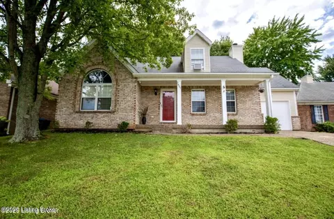7807 Appleview Ln, Louisville, KY 40228