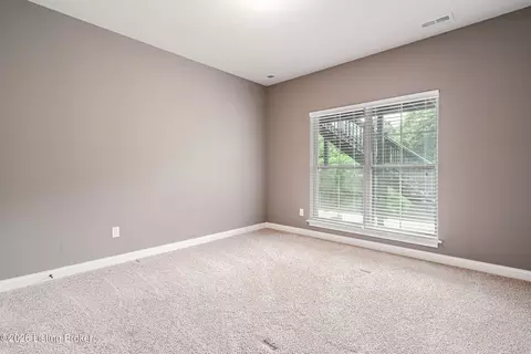 Bedroom - 3642 Woodland Lakes Dr, Floyds Knobs, IN 47119 photo 10 of 11