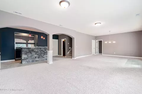 Living - 3642 Woodland Lakes Dr, Floyds Knobs, IN 47119 photo 7 of 10