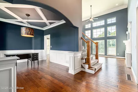Entry Way - 3642 Woodland Lakes Dr, Floyds Knobs, IN 47119 photo 1 of 4