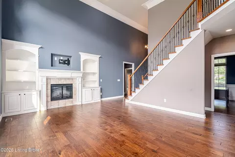 Living - 3642 Woodland Lakes Dr, Floyds Knobs, IN 47119 photo 1 of 10