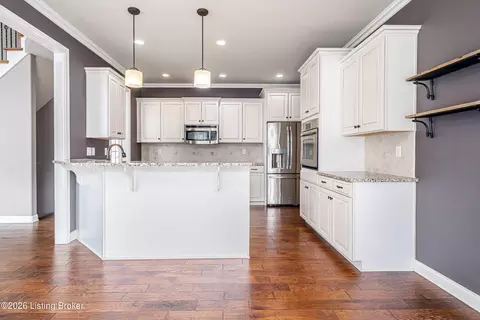 Kitchen - 3642 Woodland Lakes Dr, Floyds Knobs, IN 47119 photo 1 of 5