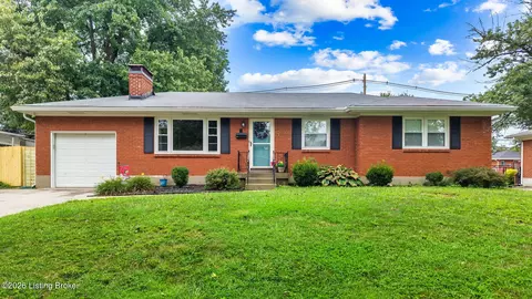 3030 Kaye Lawn Dr, Louisville, KY 40220
