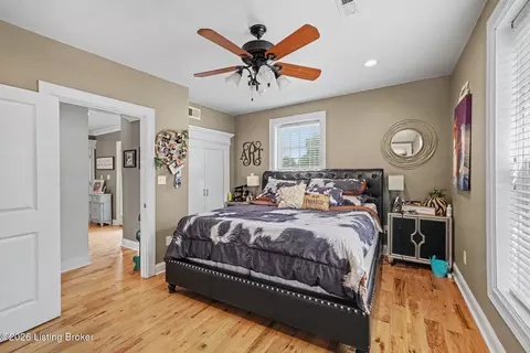 Bedroom - 107 Covington Ave, Springfield, KY 40069 photo 4 of 4