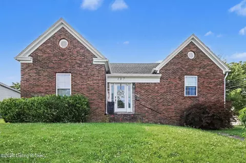 Exterior - 107 Covington Ave, Springfield, KY 40069 photo 2 of 7