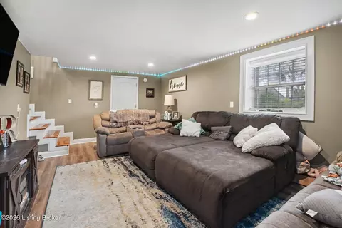 Other - 107 Covington Ave, Springfield, KY 40069 photo 3 of 10