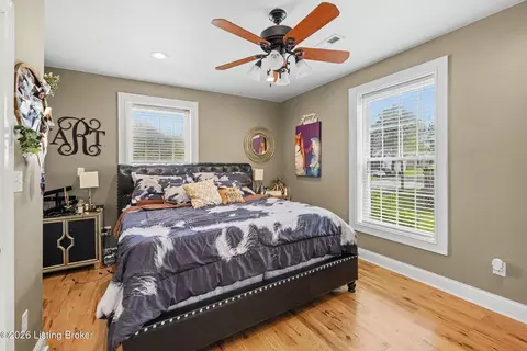 Bedroom - 107 Covington Ave, Springfield, KY 40069 photo 3 of 4