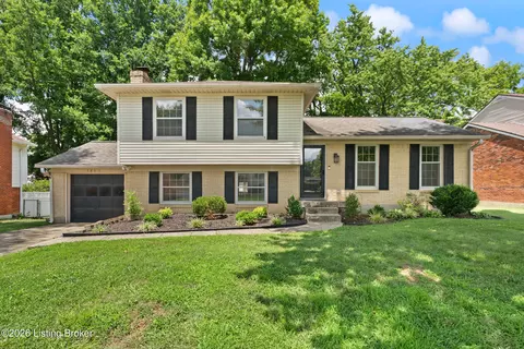 6806 Wunderly Ct, Louisville, KY 40291
