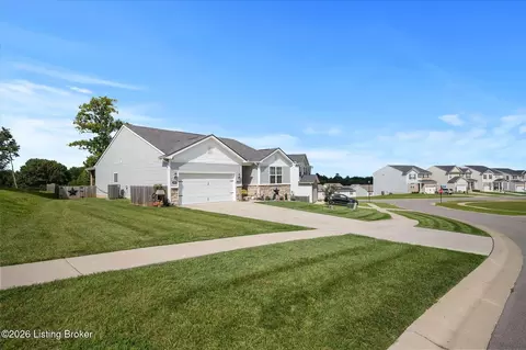 Exterior - 4002 White Pine Ln, La Grange, KY 40031 photo 5 of 9