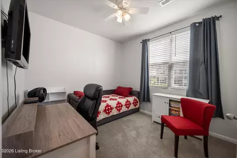 Bedroom - 4002 White Pine Ln, La Grange, KY 40031 photo 1 of 4
