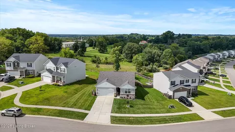 View/Area - 4002 White Pine Ln, La Grange, KY 40031 photo 5 of 7