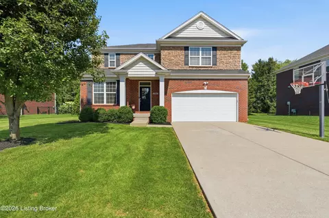 1107 Crossings Cove Ct, Louisville, KY 40245