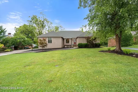 5407 Navajo Rd, Louisville, KY 40207