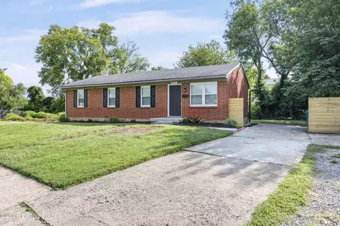 2007 Ayars Ct, Louisville, KY 40218