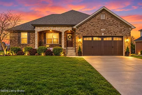 1105 Deer Fields Trce, La Grange, KY 40031