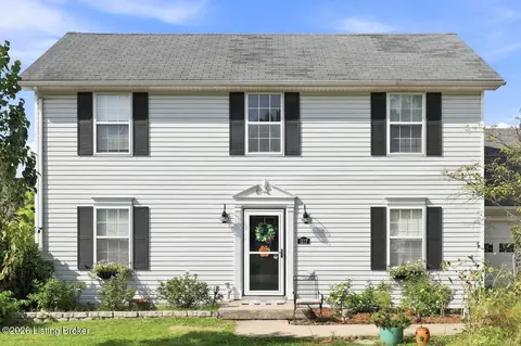 1117 Leathers Ln, Frankfort, KY 40601